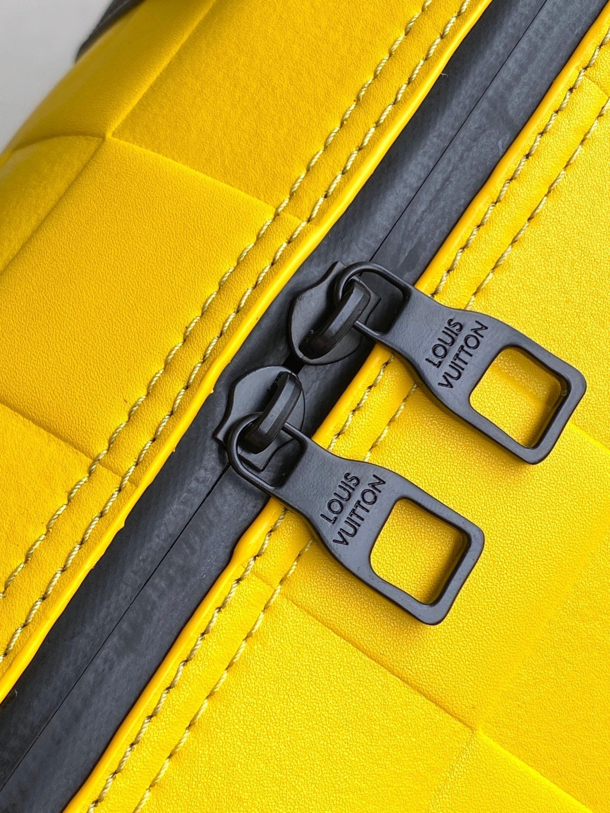 LOUIS VUITTON KEEPALL BANDOULIÈRE 50 IN YELLOW DAMIER SCUBA CALFSKIN