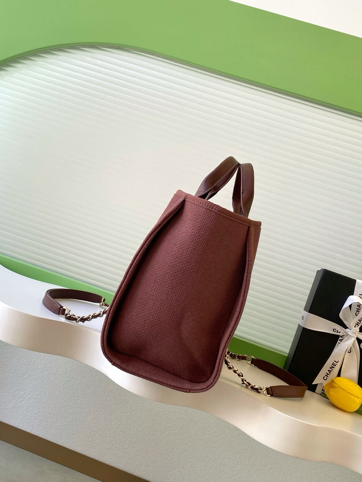 CHANEL 25S TOTE BAG 33 IN DARK RED CANVAS